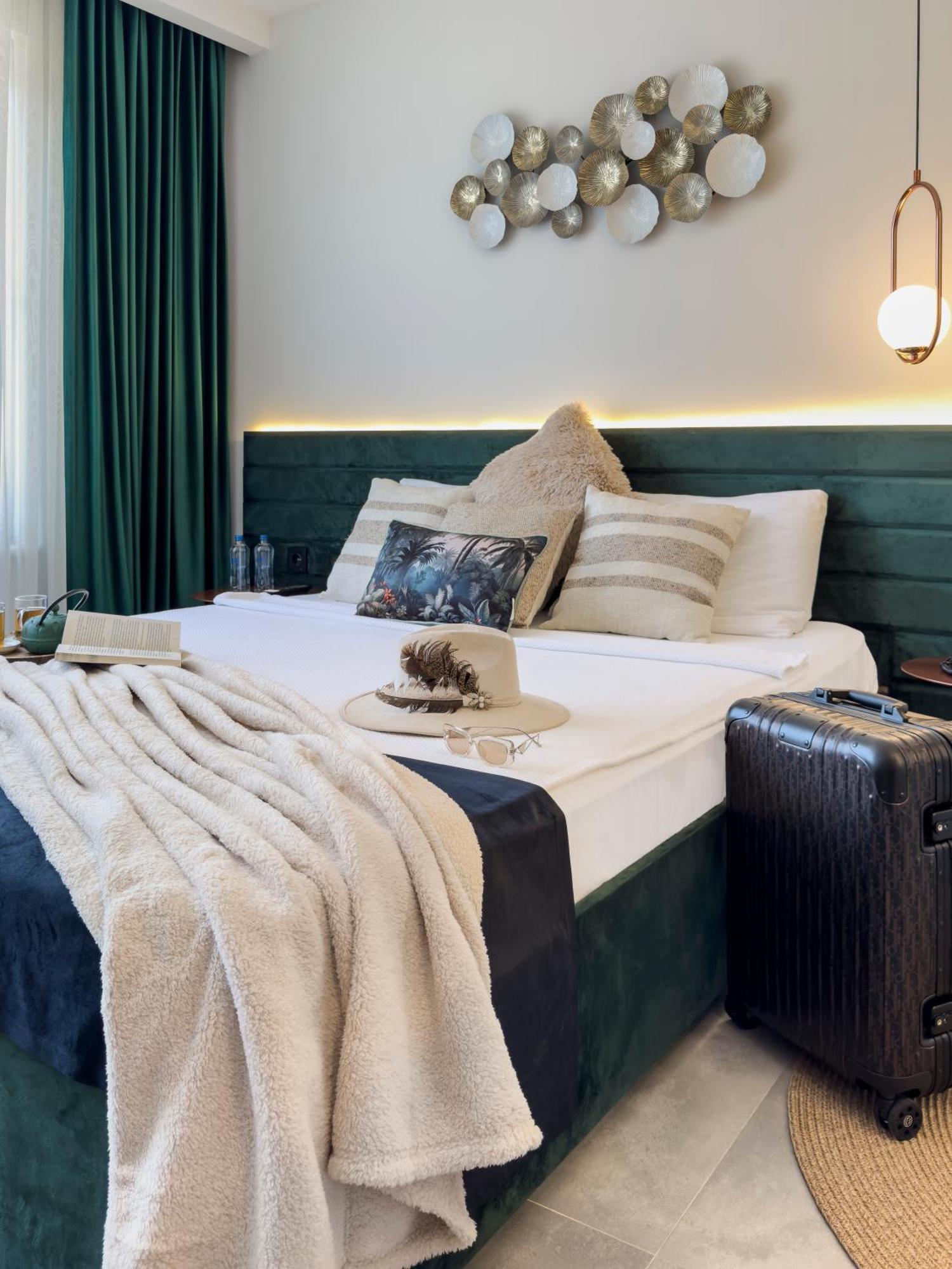 Luff Living (Adults Only) Antalya Bagian luar foto